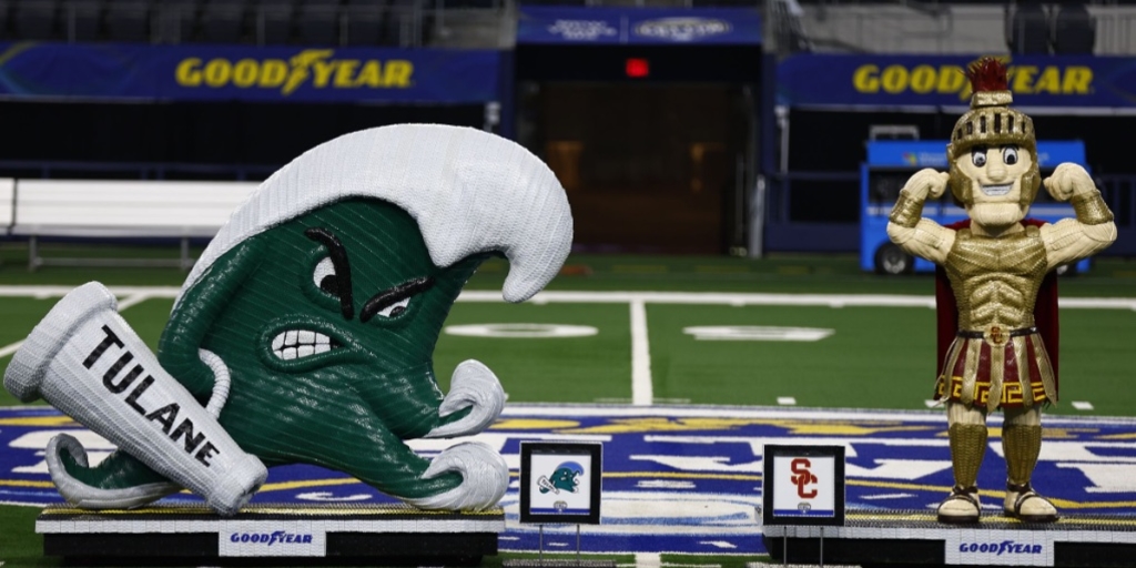 Goodyear Cotton Bowl mascot tire rubber sculpture - Vimarsana News
