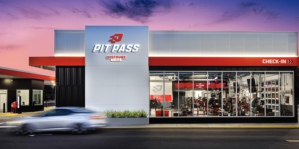 Discount Tire launching 'Pit Pass' drive-thru concept - Vimarsana News