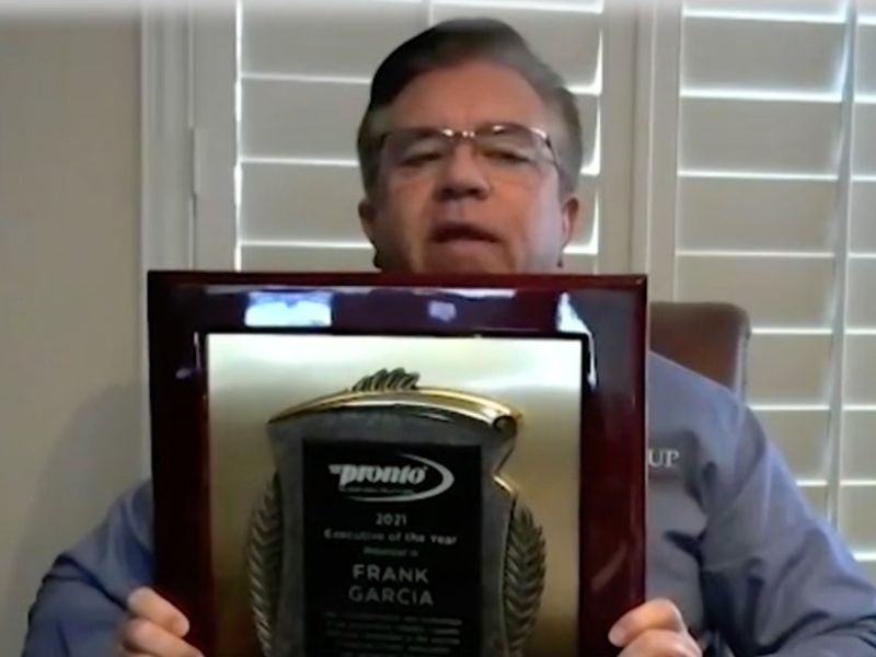 Pronto Network presents award to XL Parts exec - Vimarsana News
